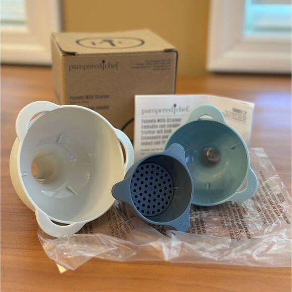 Pampered Chef Bundle Funnel/Strainer Set 5n1 Opener Kitchen Tools - Picture 3 of 9